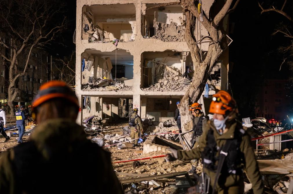 Xung đột Trung Đông ngày 22-3: Iran đe dọa tấn công cơ sở hạ tầng năng lượng của Mỹ; nổ lớn ở Tehran 